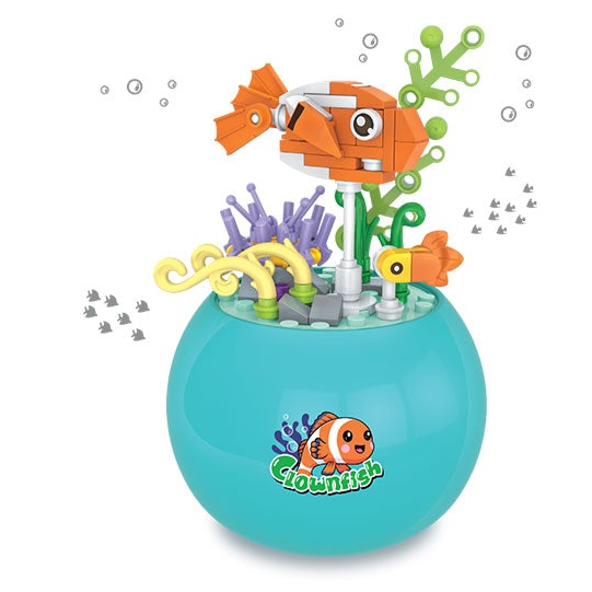 Builder Blocks - At the Aquarium